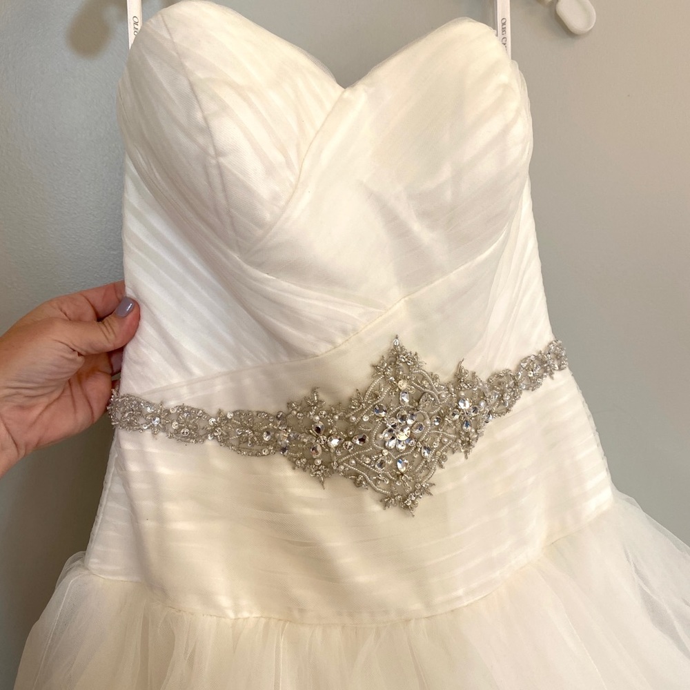 Oleg Cassini Couture Bridal Gown - Picture 8 of 13